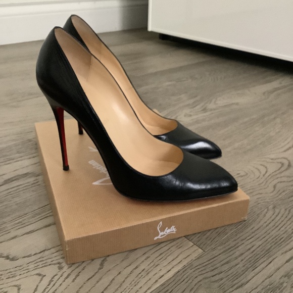 Christian Louboutin Shoes - Christian Louboutin Chiara pumps - black, size 41